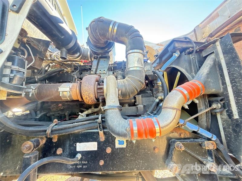Kenworth T800 曳引機組件