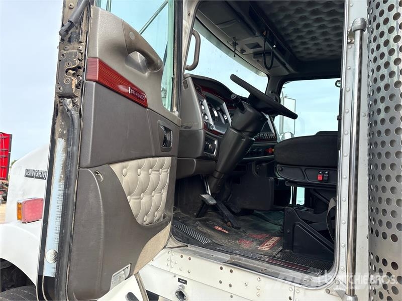 Kenworth T800 트랙터 유닛