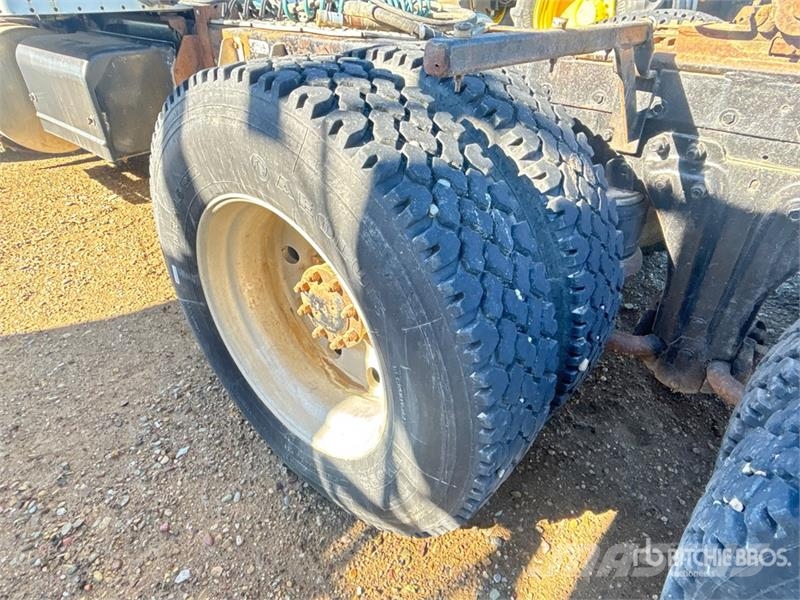 Kenworth T800 曳引機組件