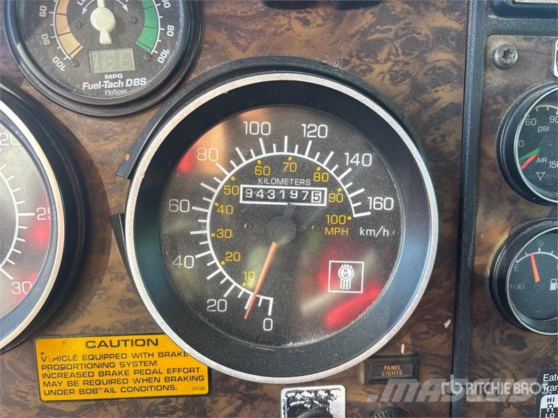 Kenworth T800 曳引機組件