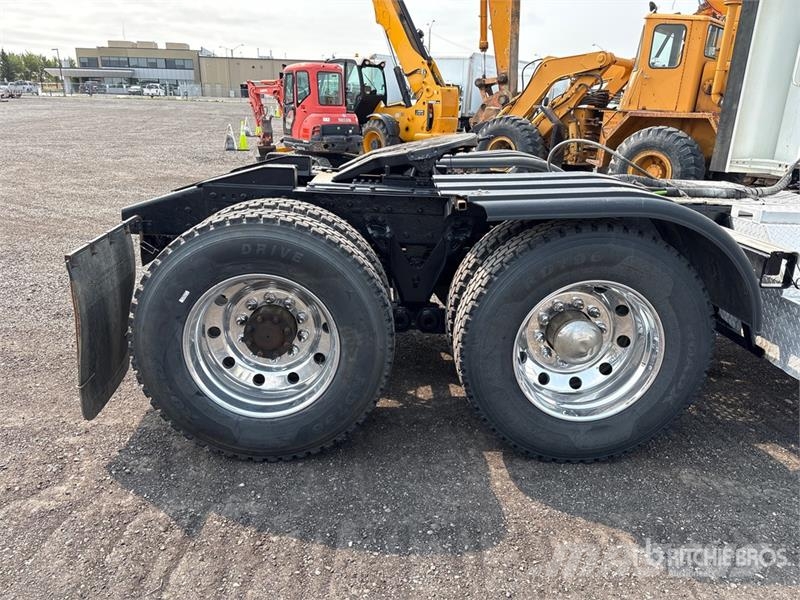 Kenworth T800 Vetopöytäautot