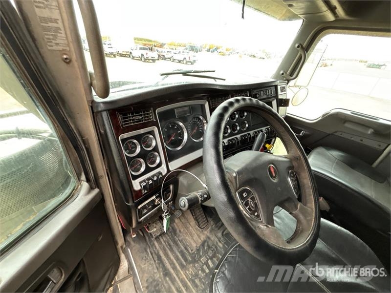 Kenworth T800 Vilcēji