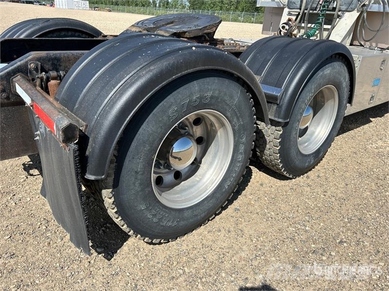 Kenworth T800 Vetopöytäautot