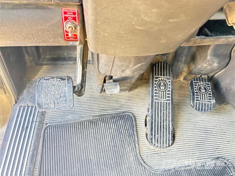 Kenworth T800 Tractor Units