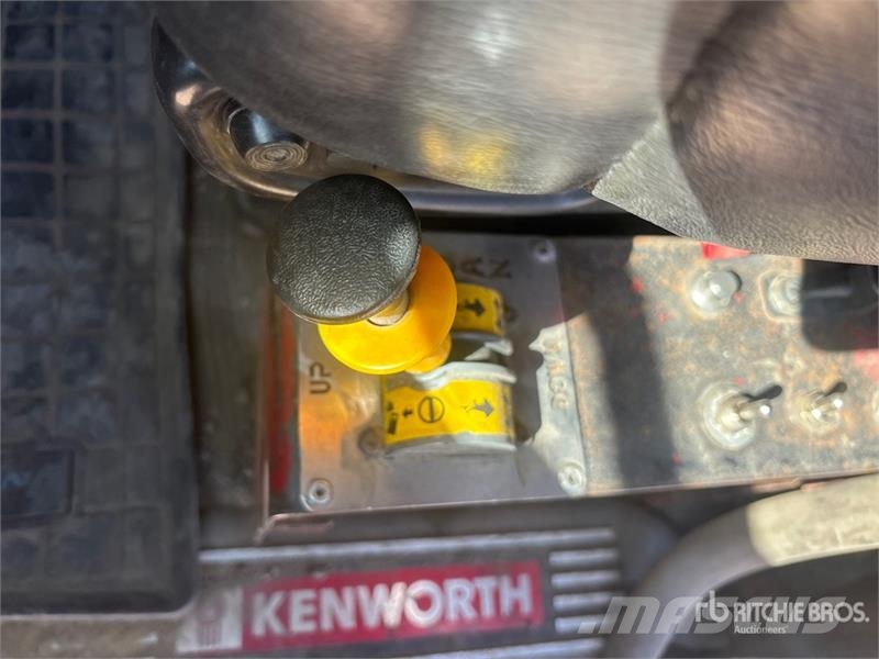 Kenworth T800 Billenő teherautók