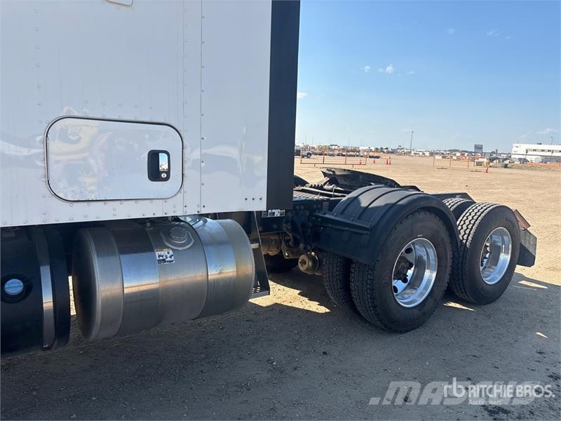 Kenworth T800 Prime Movers