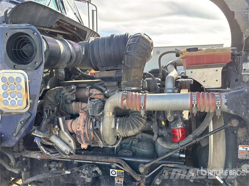 Kenworth T800 Тягачі
