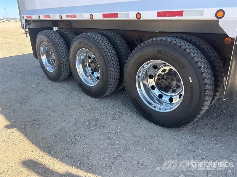 Kenworth T800 Billenő teherautók