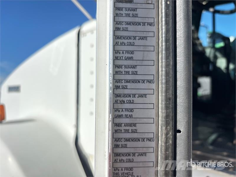Kenworth T800 曳引機組件