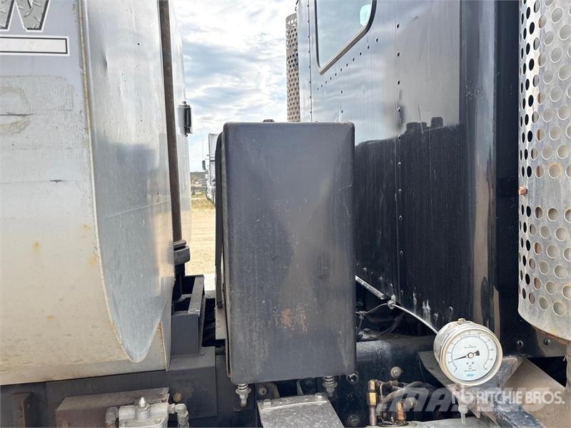 Kenworth T800 Самосвал