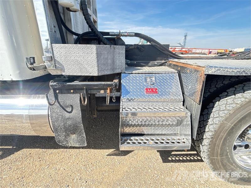 Kenworth T800 Tractor Units