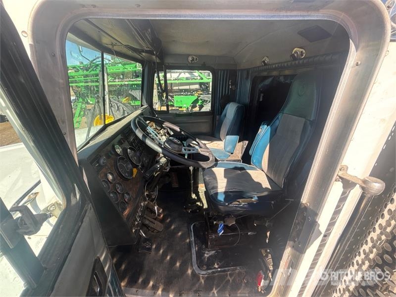 Kenworth T800 曳引機組件