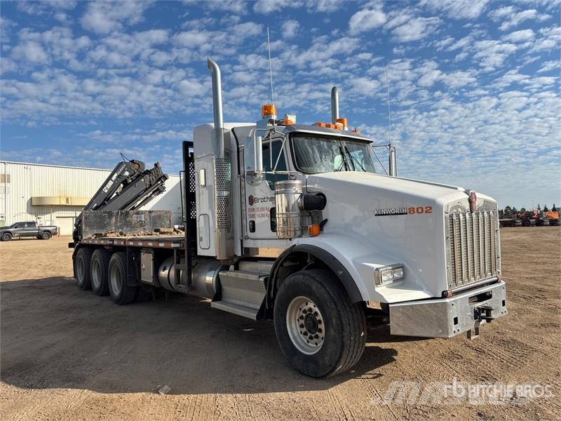 Kenworth T800 شاحنات الرافعات