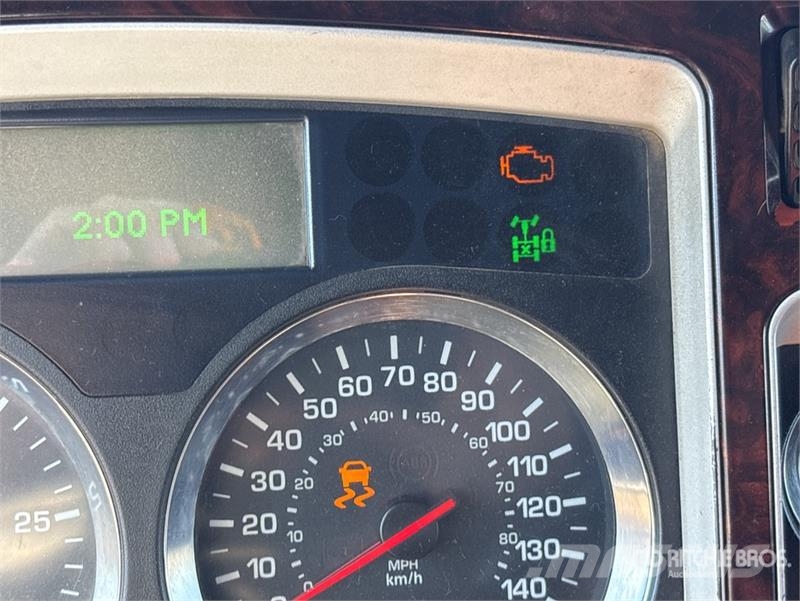 Kenworth T800 Тягачі