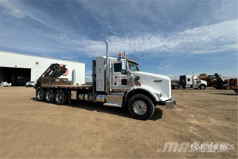 Kenworth T800 شاحنات الرافعات