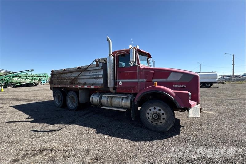 Kenworth T800 Lastbiler med tip