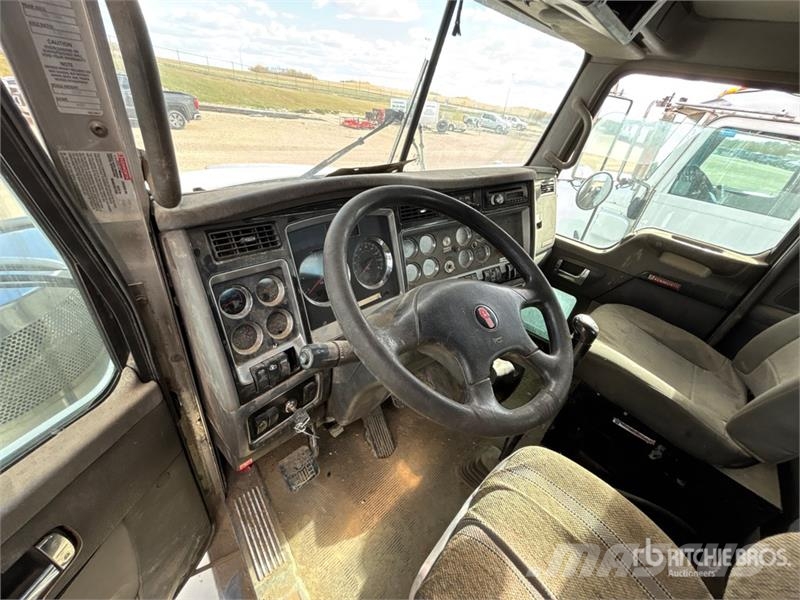 Kenworth T800 Cabins and interior