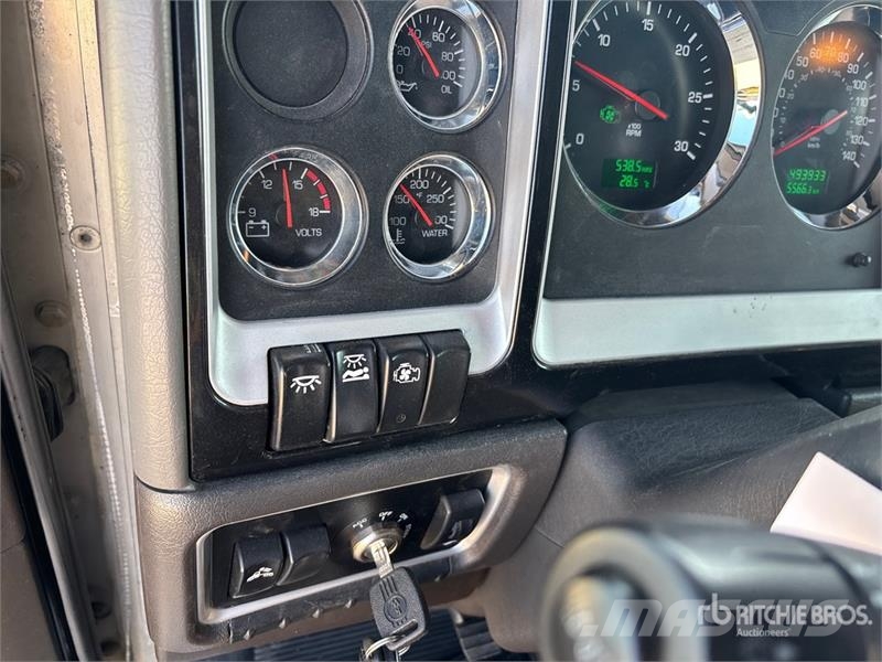 Kenworth T800 Prime Movers