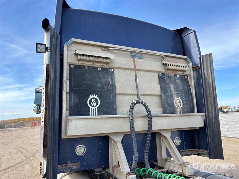 Kenworth T800 Тягачі
