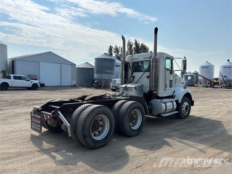 Kenworth T800 Vetopöytäautot