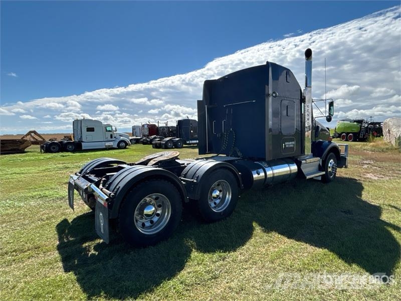 Kenworth T800 Vetopöytäautot