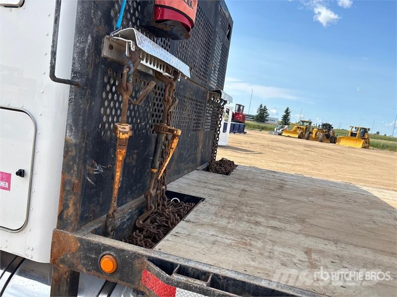 Kenworth T800 شاحنات الرافعات