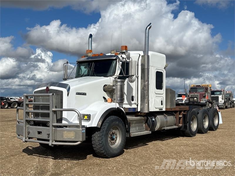 Kenworth T800 Vetopöytäautot