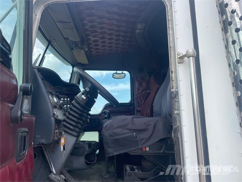Kenworth T800 Prime Movers