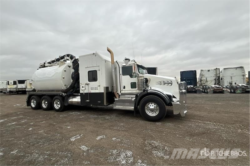 Kenworth T800 Vákuum teherautok