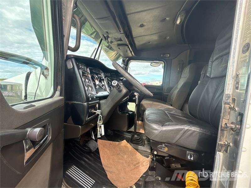 Kenworth T800 中古トラクターヘッド | トレーラーヘッド
