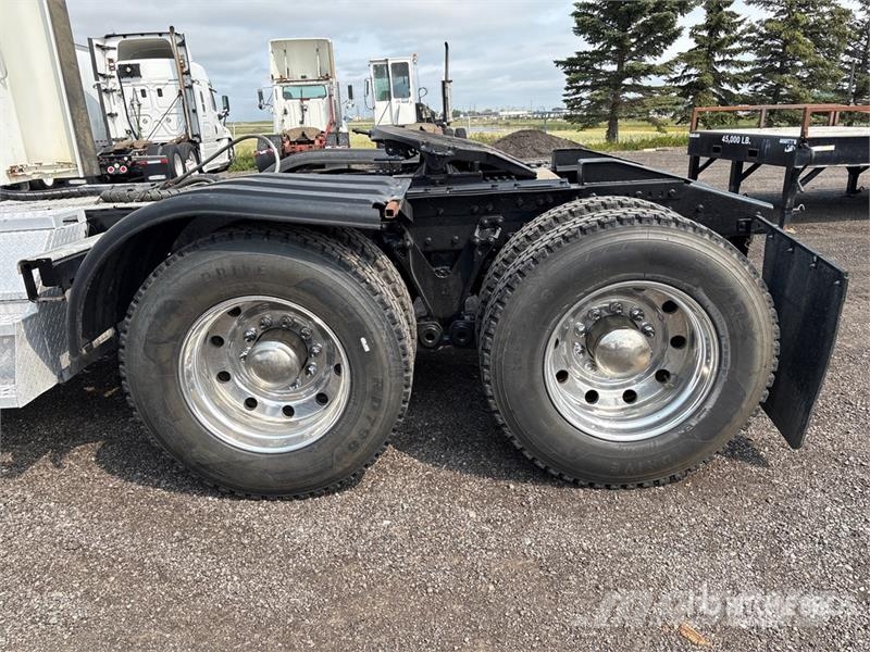 Kenworth T800 Vetopöytäautot