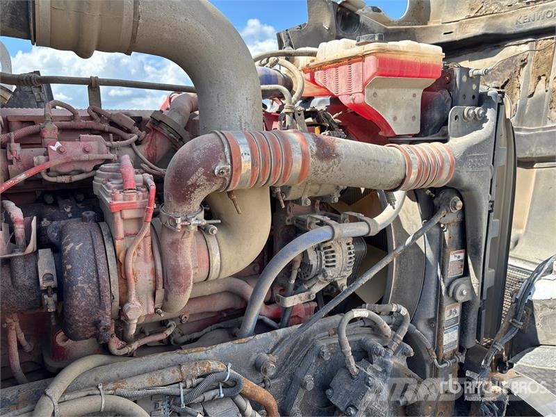 Kenworth T800 شاحنات الرافعات