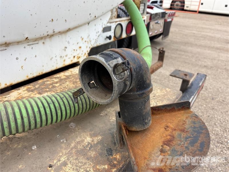 Kenworth T800 Ūdens mašīnas