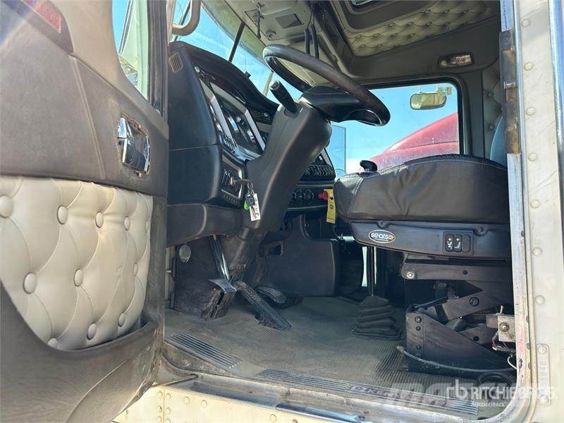 Kenworth T800 Prime Movers