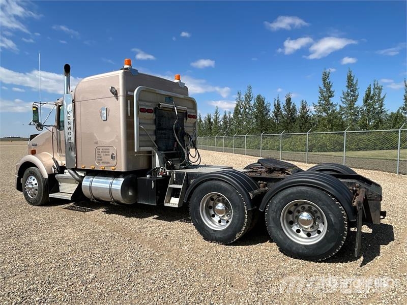 Kenworth T800 Vetopöytäautot