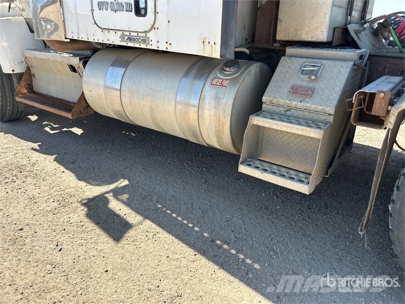 Kenworth T800 Prime Movers
