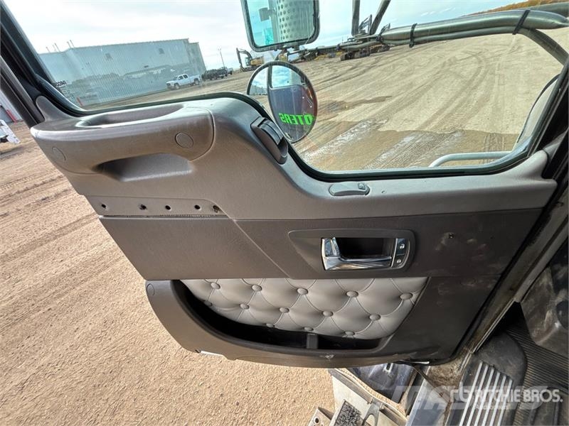 Kenworth T800 Тягачі