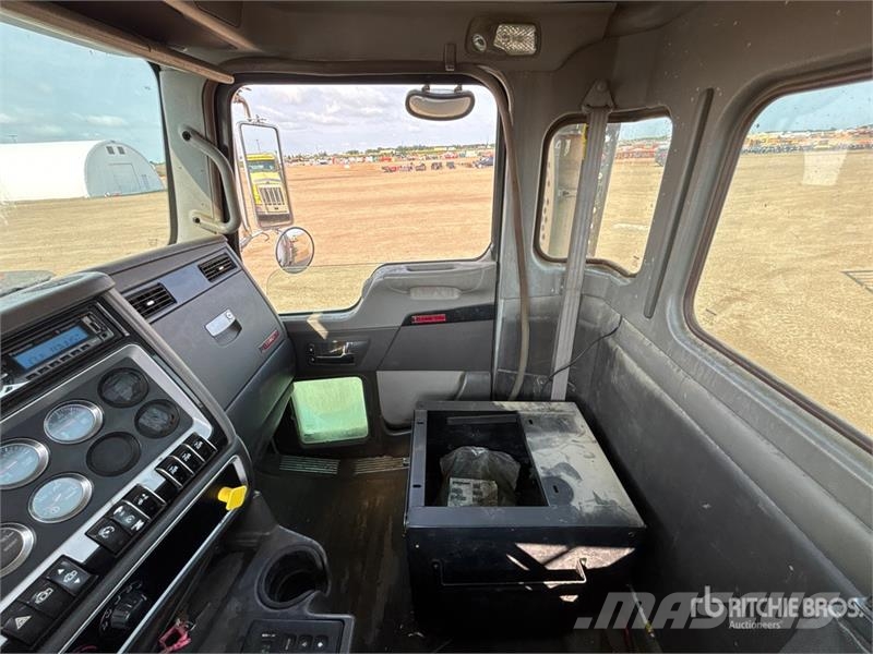 Kenworth T800 Cabinas e interior