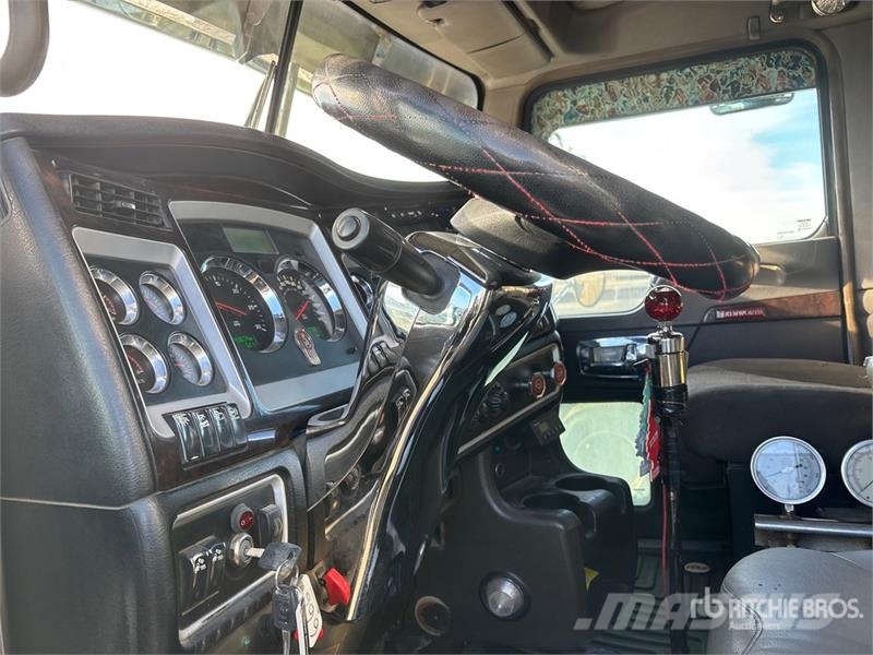 Kenworth T800 Tractor Units