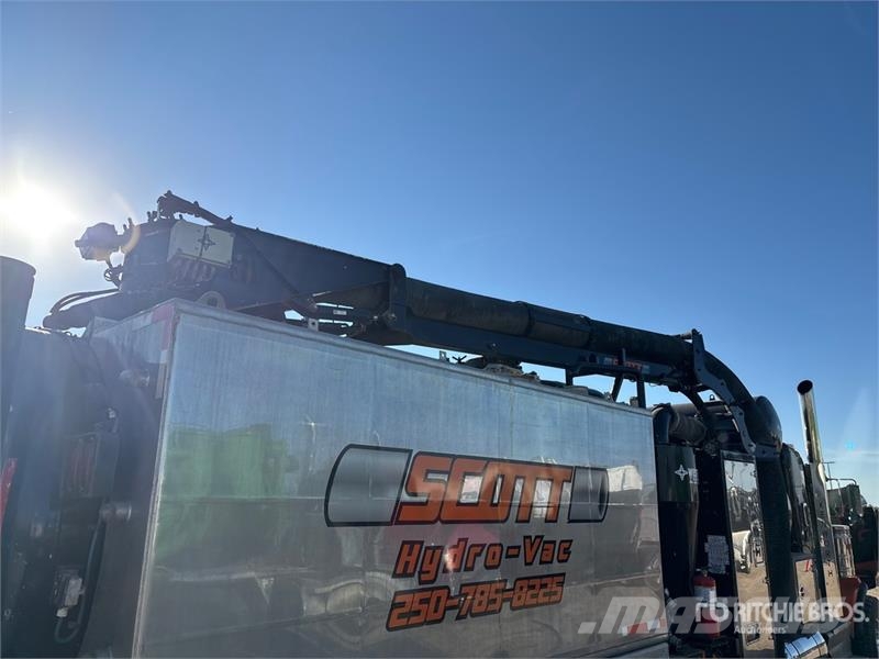 Kenworth T800 콤비/진공 트럭