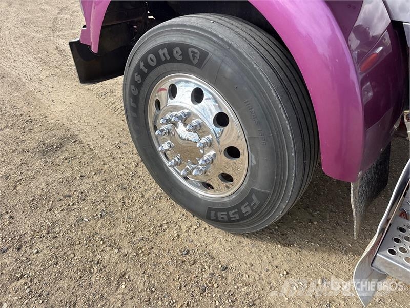 Kenworth T800 Andere Fahrzeuge