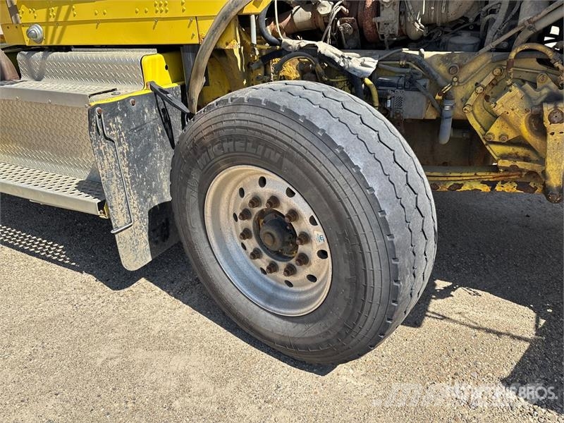 Kenworth T800 كابينة والداخلية