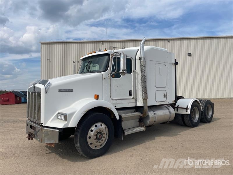 Kenworth T800 Prime Movers