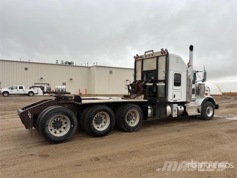 Kenworth T800 Pagalbos kelyje automobiliai