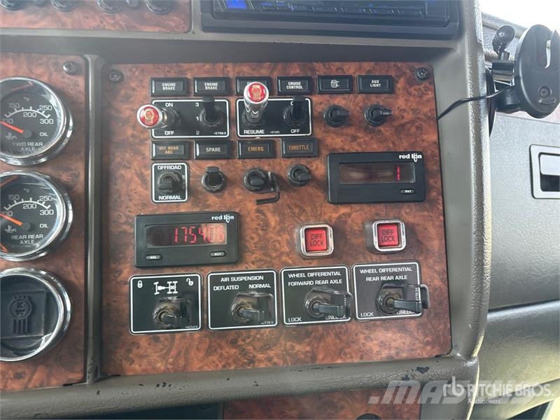 Kenworth T800 Andere Fahrzeuge
