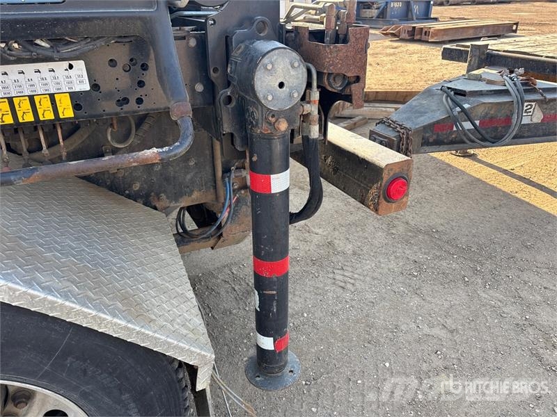 Kenworth T800 شاحنات الرافعات