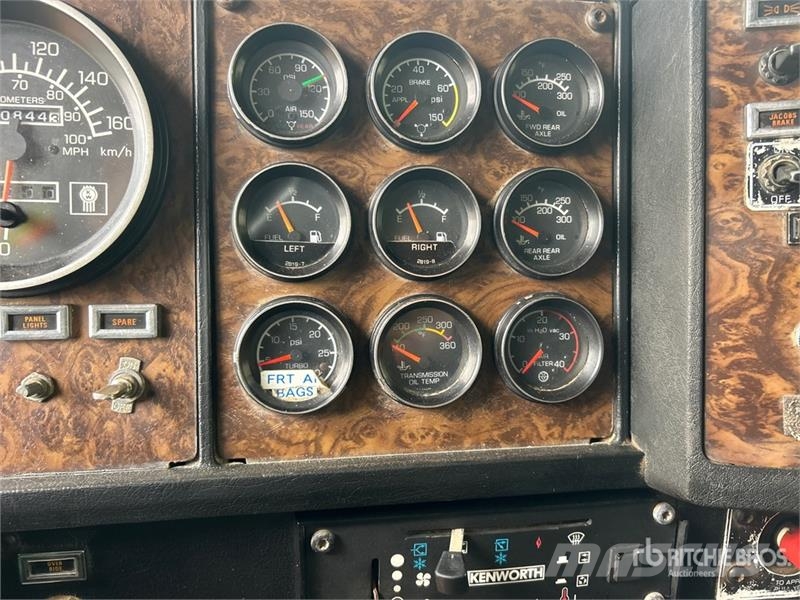 Kenworth T800 Naudoti vilkikai