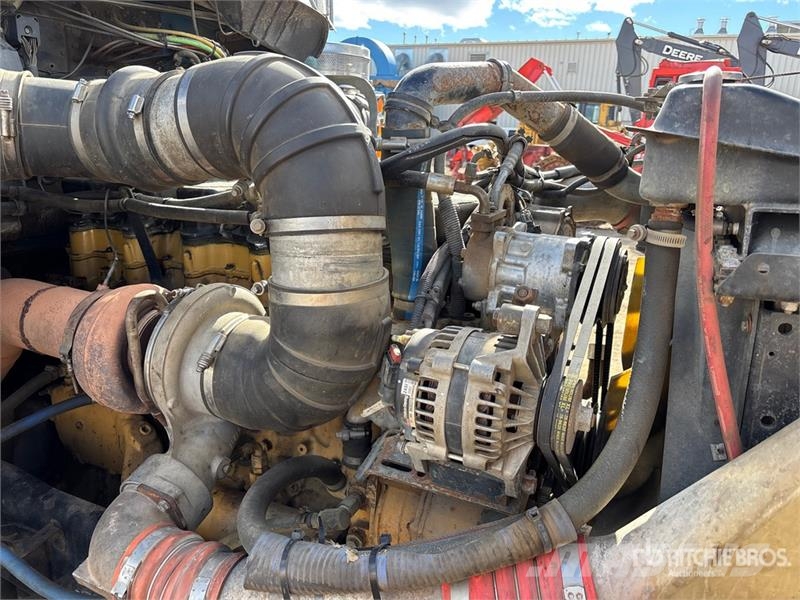 Kenworth T800 Truck Tractor Units