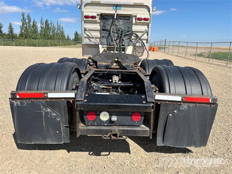 Kenworth T800 Vetopöytäautot