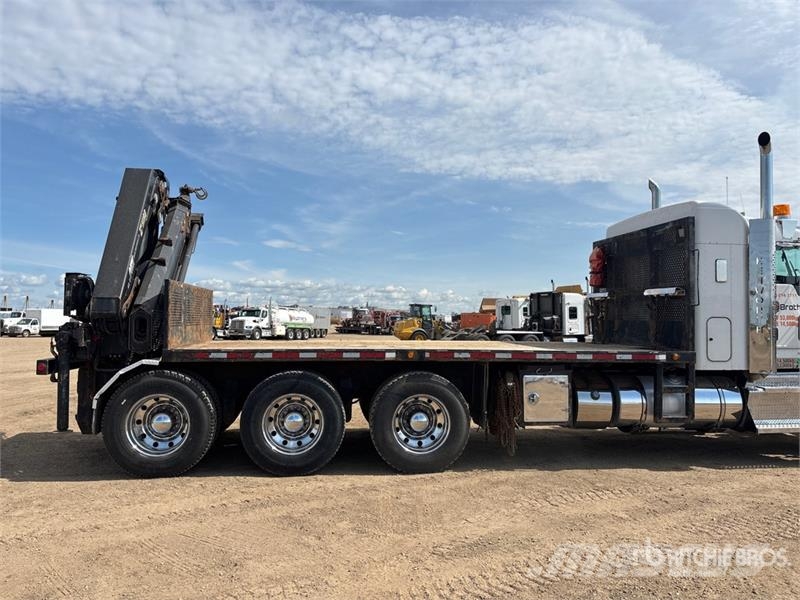 Kenworth T800 شاحنات الرافعات